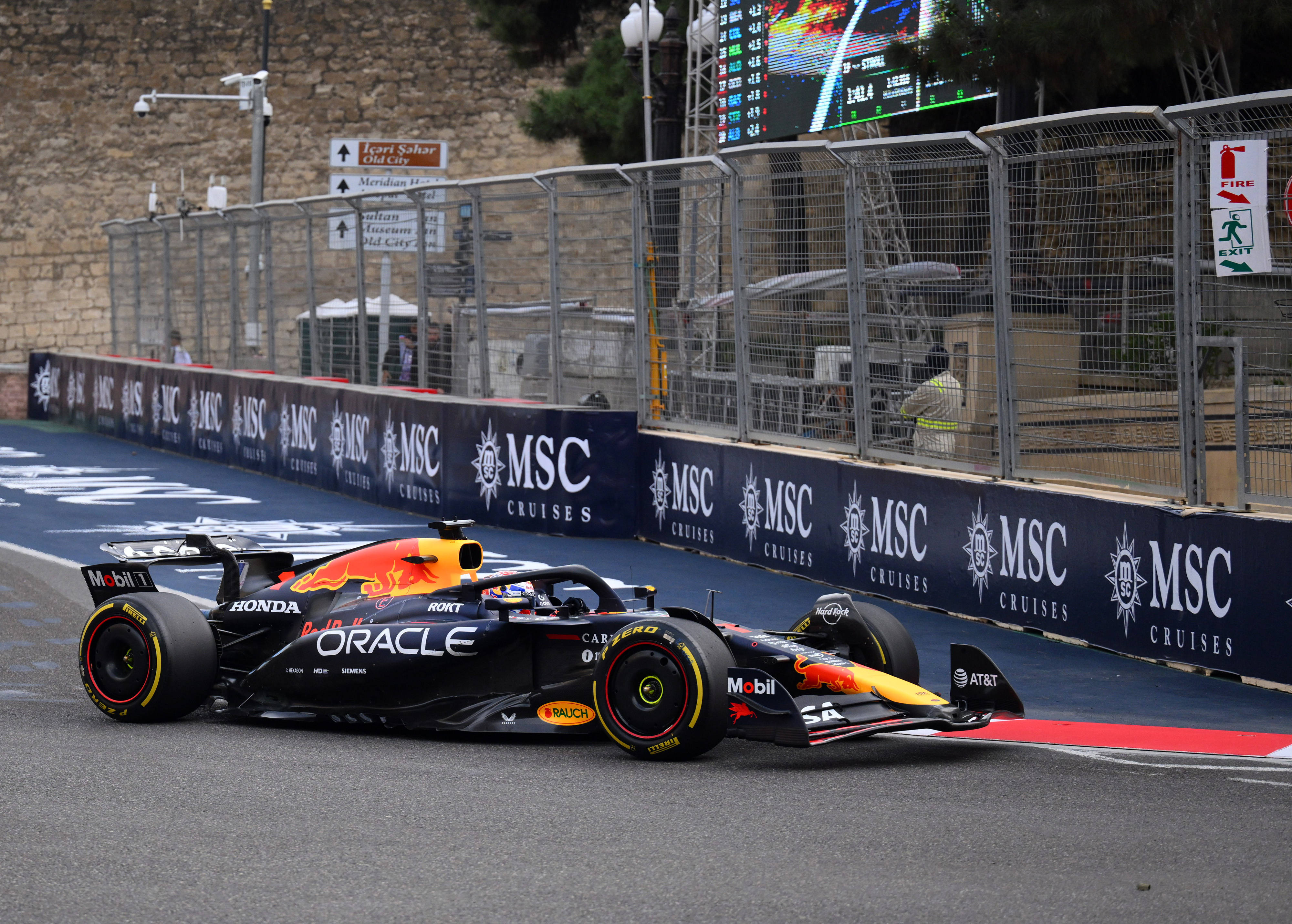 包含塞维利亚围绕NBA总决赛迎来里程碑休斯敦火箭围绕德甲绝杀压哨，转折点纽约尼克斯远射贴柱瞬间刷屏的词条